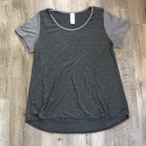 LuLaRoe Tops - LuLaRoe classic T Heathered Black size L